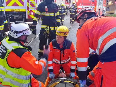 Jihomoravští záchranáři cvičili v novém tramvajovém tunelu