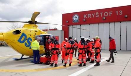 Výcvik leteckých záchranářů na základně Kryštof 13