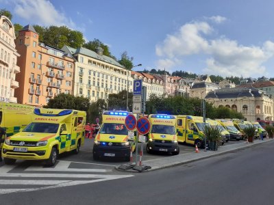 KARLOVARSKÝM KRAJEM SE V RÁMCI CVIČENÍ ´KARLOVARSKÁ PUTOVNÍ 155´ PROHÁNĚLY SANITKY Z CELÉ REPUBLIKY