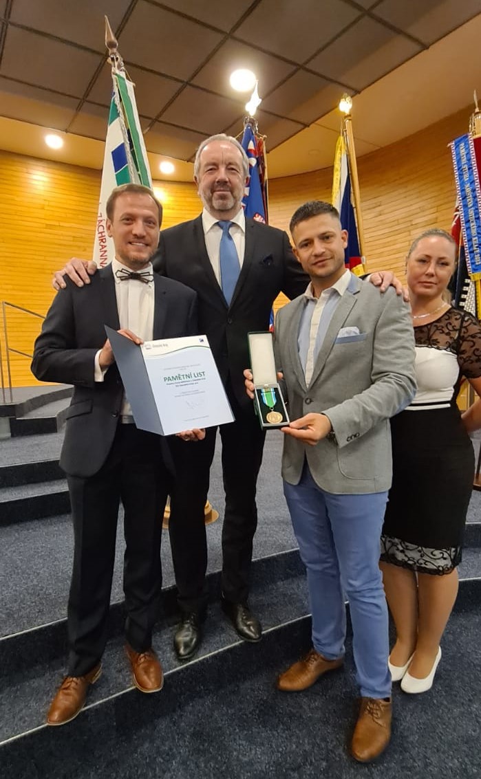 Projekt Časná defibrilace v Ústeckém kraji obdržel Medaili hejtmana Ústeckého kraje